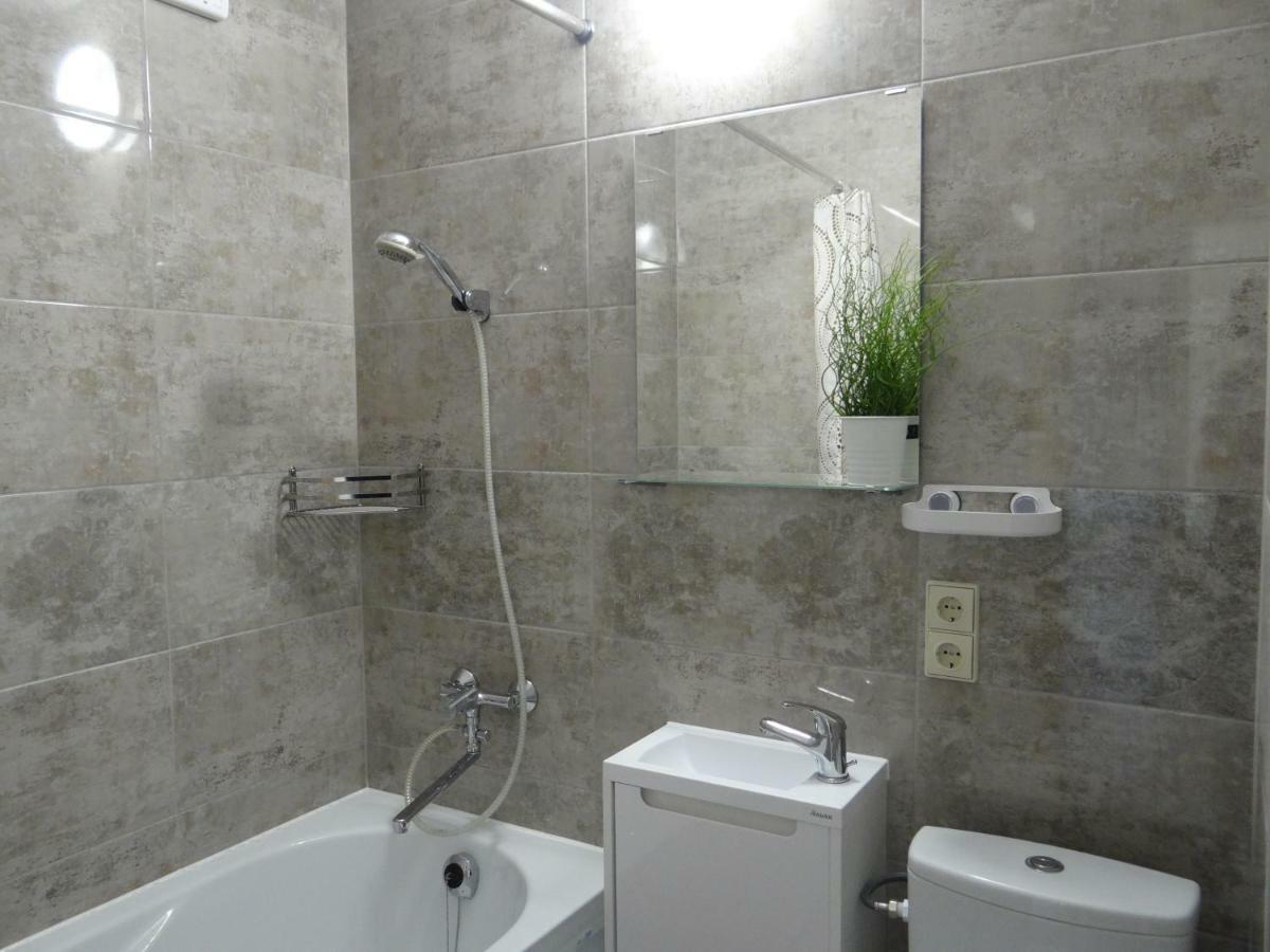 Kastonu Apartamentai Klaipėda Buitenkant foto